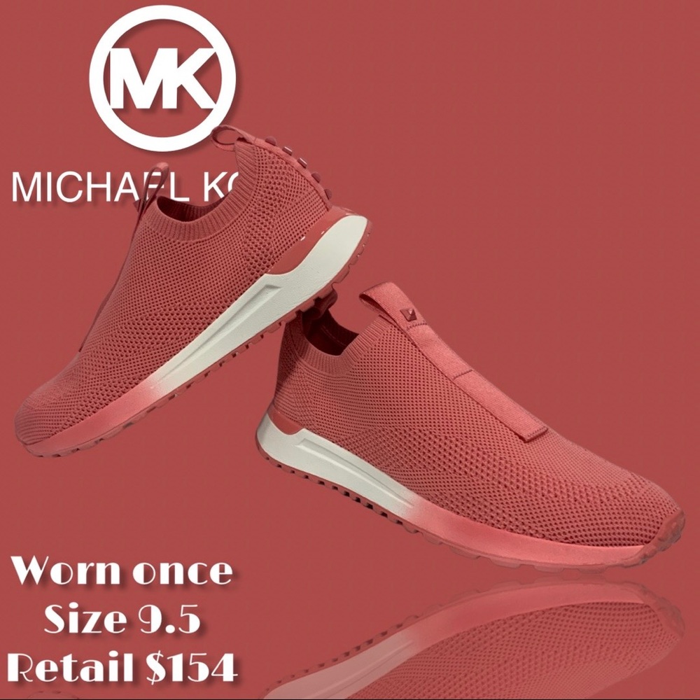 MICHAEL MICHAEL KORS
Women's Bodie Stretch Knit Low Top Sneakers In Tea Rose